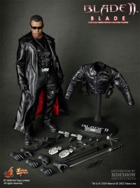 Click to visit Sideshow Collectibles.