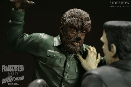 Click to visit Sideshow Collectibles!